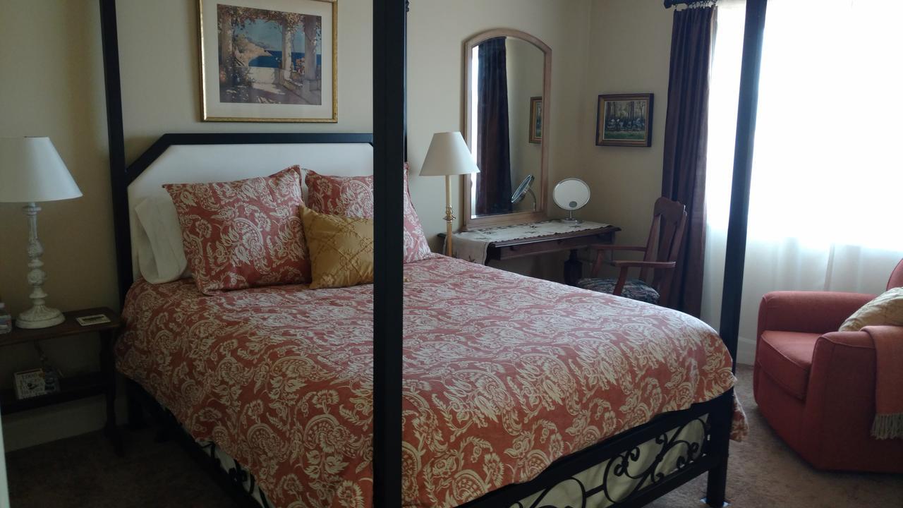 Bed and Breakfast Casale Форест Гров Экстерьер фото